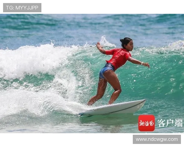 杨思琪勇夺全运会冲浪金牌续写中国传奇 展现新时代女性体育风采